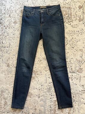 Free People Women's Skinny Jeans in Dark Blue Wash